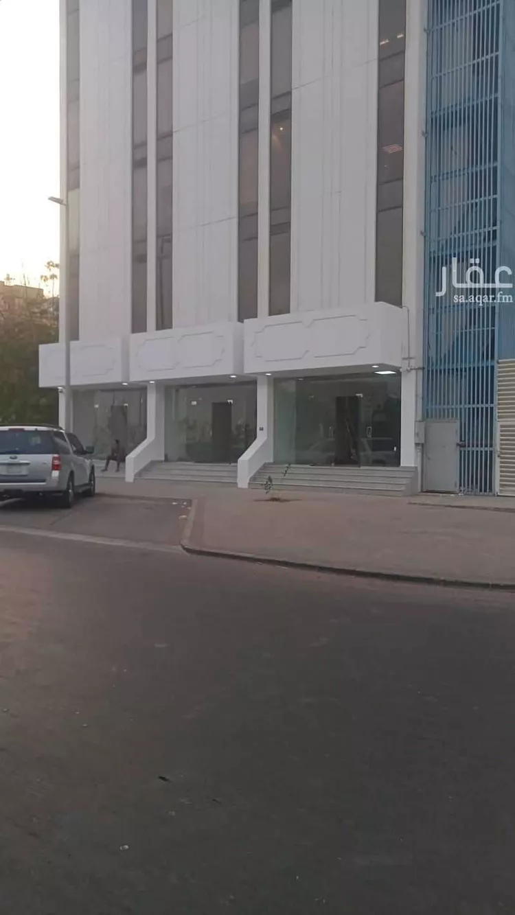 Shop for Rent in Jeddah Al Baghdadiyah Al Gharbiyah صورة 3