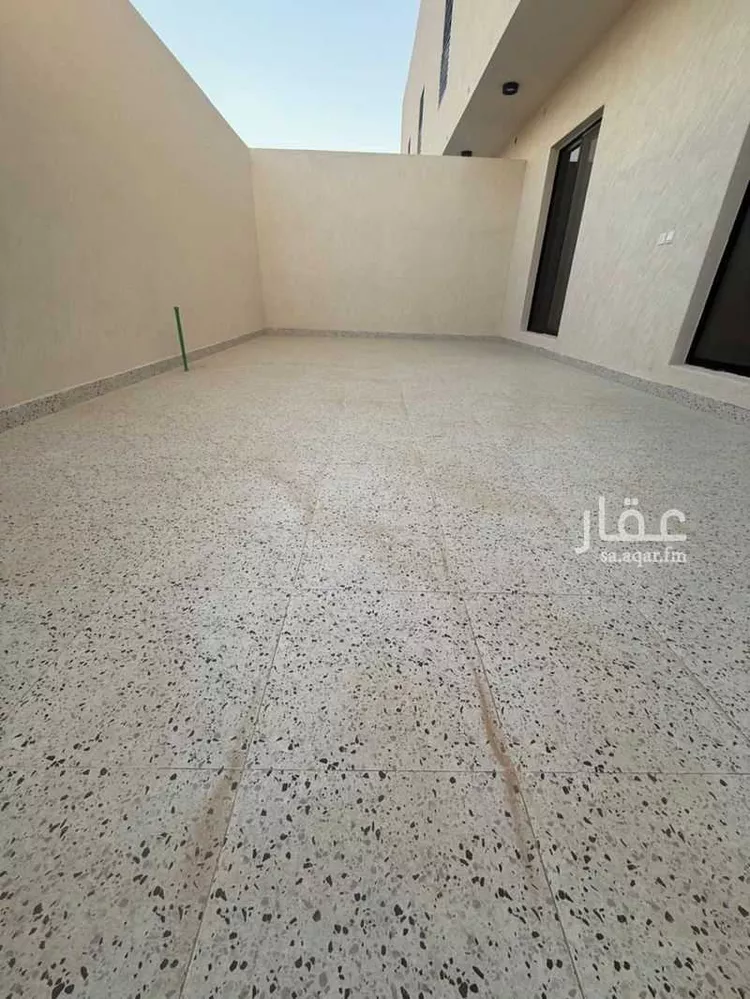 Floor for Sale in Riyadh Dahiat Namar 22