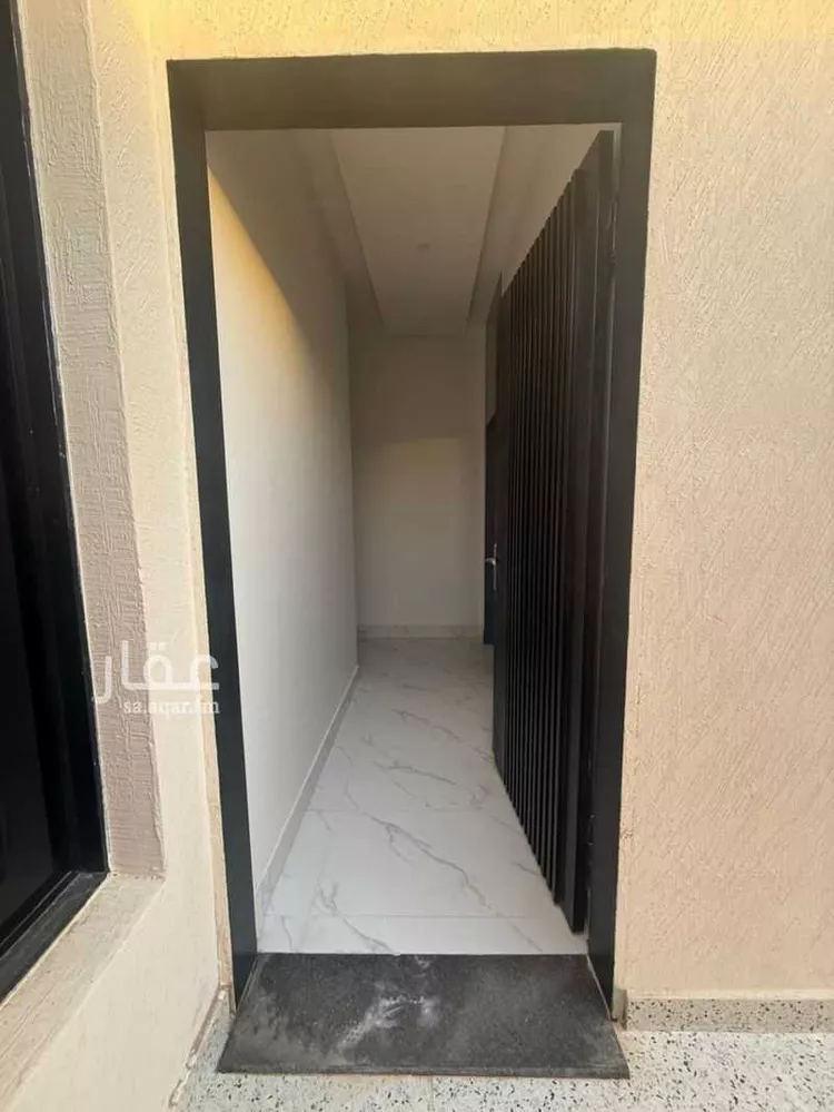Floor for Sale in Riyadh Dahiat Namar 8