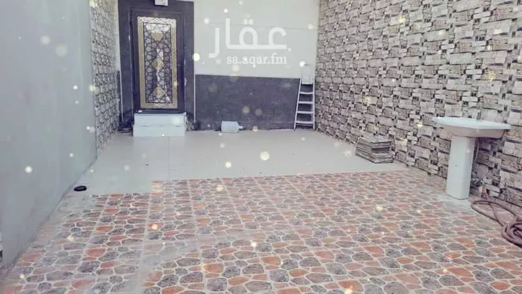 Building for Rent in Medina Khakh