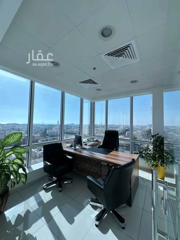 مكتب تجاري للإيجار في شارع طريق الملك عبدالعزيز فرعي, حي الشاطئ, مدينة جدة, منطقة مكة المكرمة