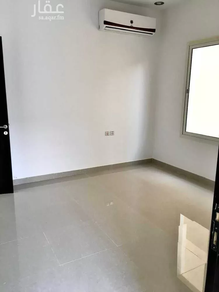 فيلا للبيع في شارع رقم 392 ، حي القيروان ، الرياض ، منطقة الرياض صورة 2