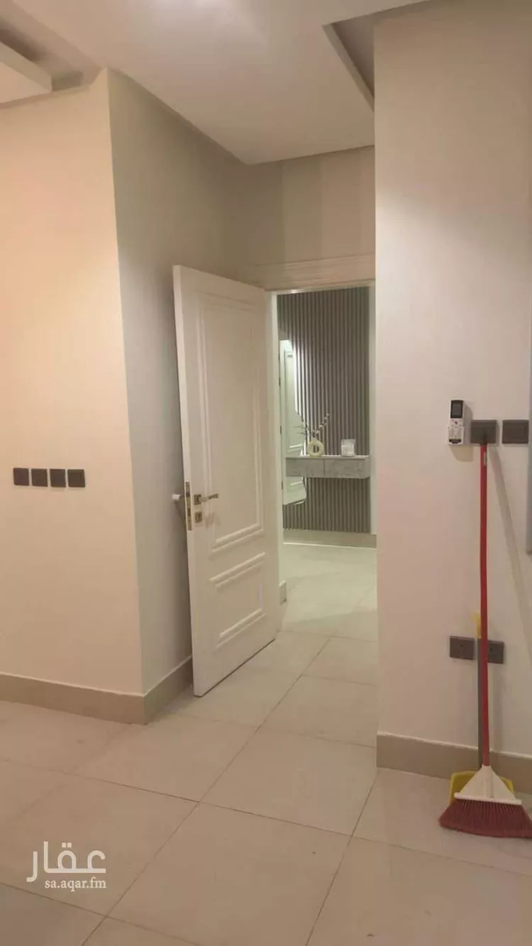 شقة للإيجار في شارع الشيخ عبدالله بن جبرين, حي القيروان, مدينة الرياض, منطقة الرياض صورة 3