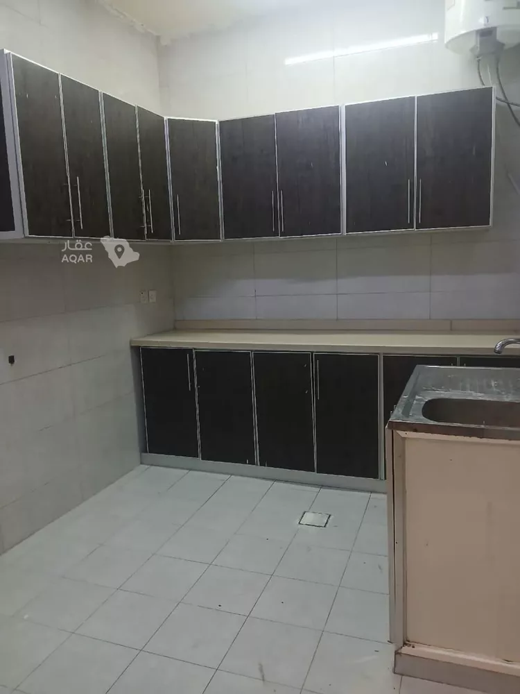 شقة للإيجار في شارع سفيان الكوفي, حي المصيف, مدينة الرياض, منطقة الرياض صورة 5