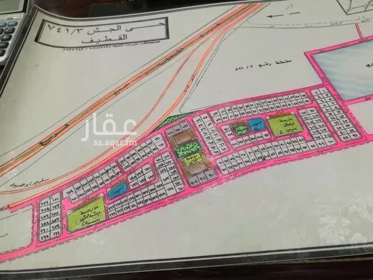 أرض للبيع في شارع امرؤ القيس ابن الاصبع ، حي الرمال ، صفوى ، القطيف