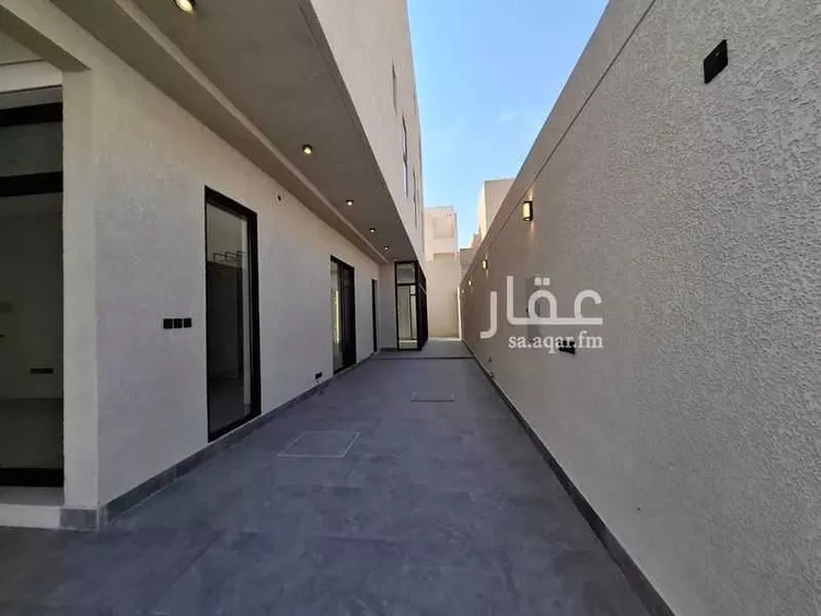 فيلا للبيع في شارع ابن المهاجر, حي المهدية, مدينة الرياض, منطقة الرياض صورة 3