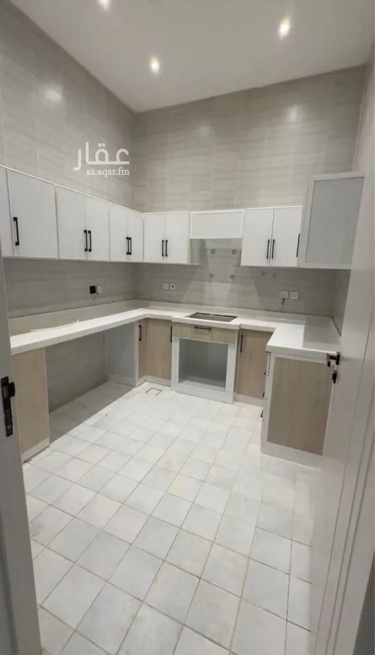 شقة للإيجار في شارع عقرباء 175 ، العيينة ، الدرعية صورة 2