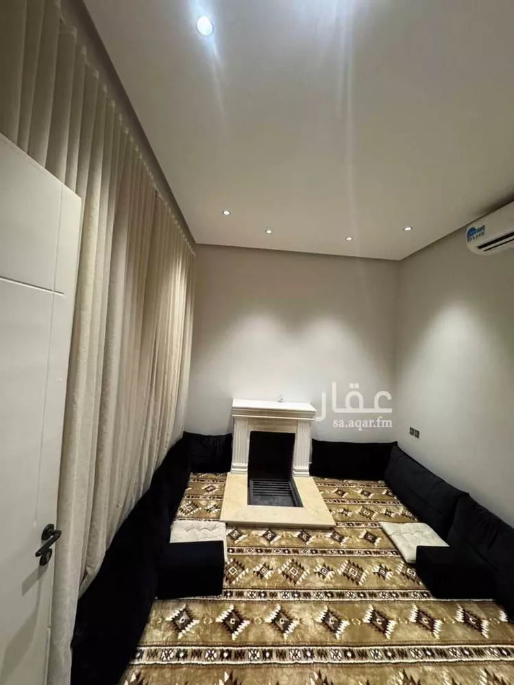 دور للبيع في شارع على عبدالله الحصين, حي الفلاح, مدينة بريدة, منطقة القصيم