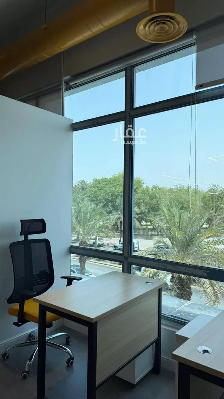 مكتب تجاري للإيجار في شارع صيدا, حي الدريهمية, مدينة الرياض, منطقة الرياض 1 صورة