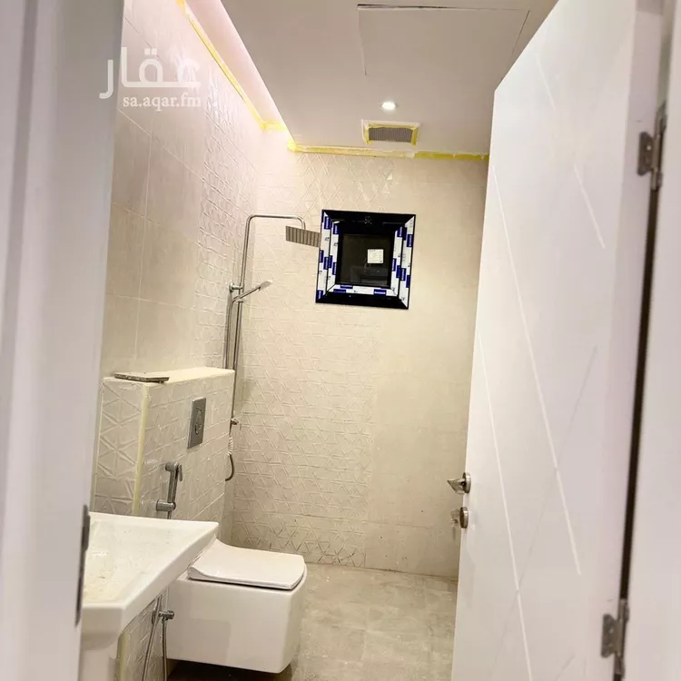 شقة للبيع في شارع زيد بن عبيد, حي المبعوث, مدينة المدينه المنوره, منطقة المدينة المنورة صورة 2