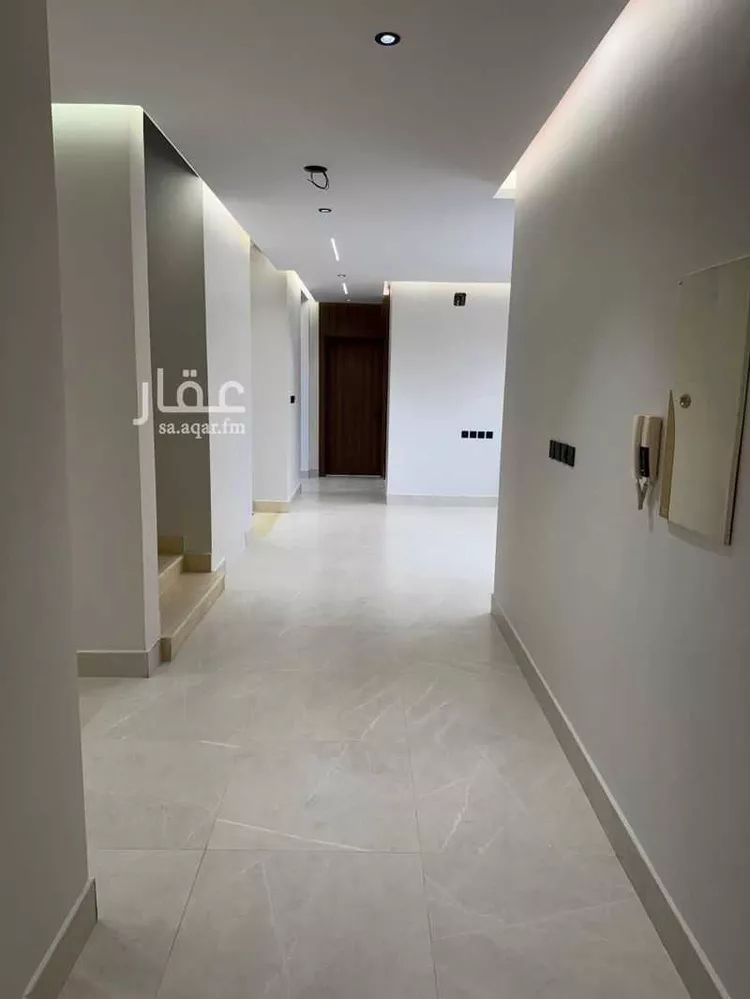 فيلا للإيجار في شارع رقم 337, حي ظهرة لبن, مدينة الرياض, منطقة الرياض 7