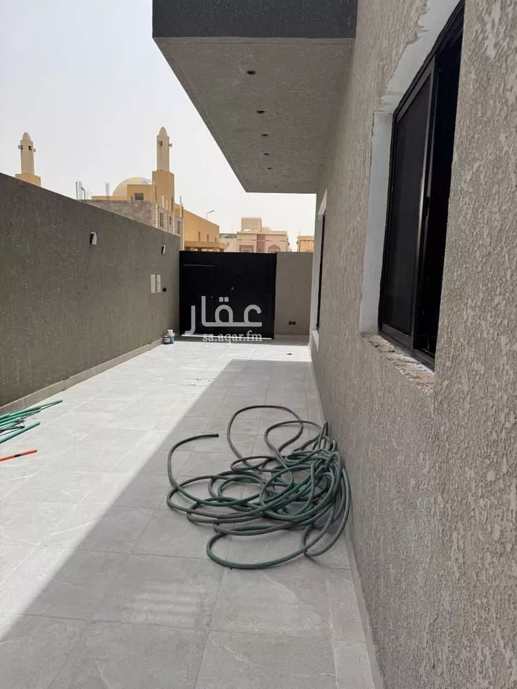 فيلا للإيجار في شارع رقم 337, حي ظهرة لبن, مدينة الرياض, منطقة الرياض 20