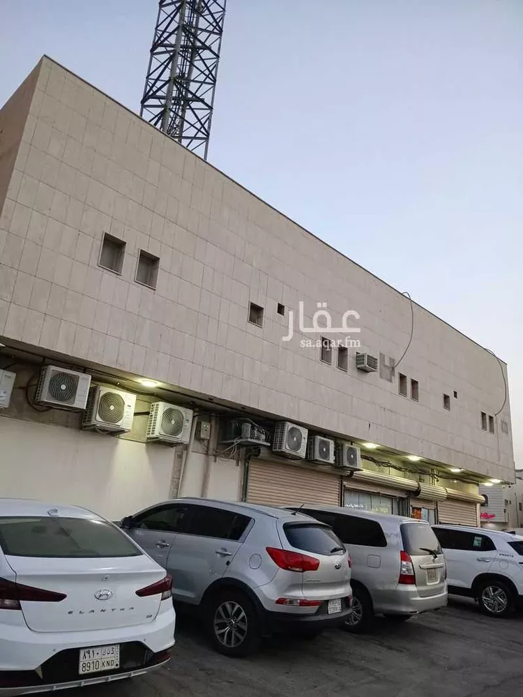 عمارة للبيع في شارع عبدالله بن عباس, حي الروابي, مدينة الرياض, منطقة الرياض صورة 2
