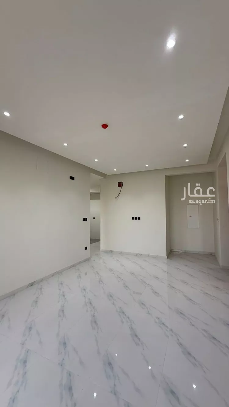 شقة للبيع في شارع عبدالرزاق بليلة, حي العوالي, مدينة الرياض, منطقة الرياض 16