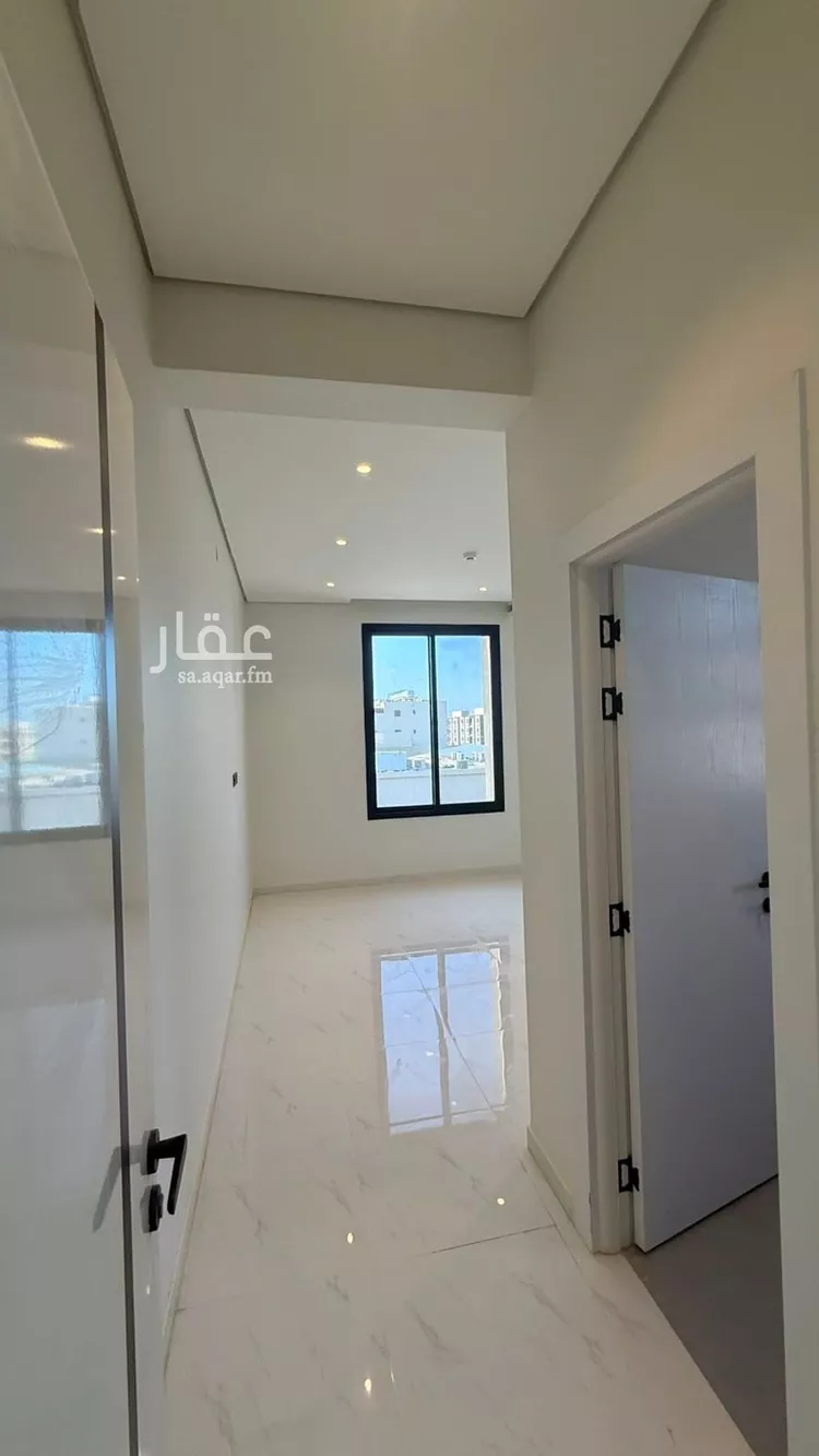 شقة للبيع في شارع عبدالرزاق بليلة, حي العوالي, مدينة الرياض, منطقة الرياض 15