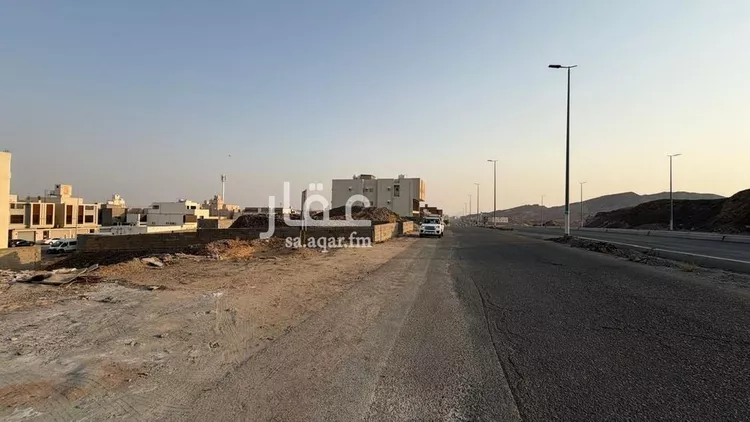 أرض للبيع في null صورة 2