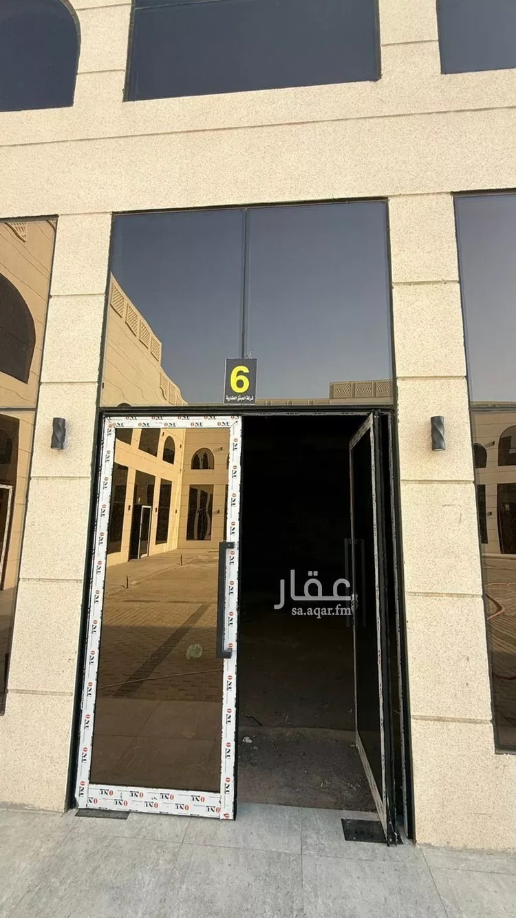 محل للإيجار في شارع طريق الأمير سعود بن نايف بن عبد العزيز, حي الحطيم, مدينة مكة المكرمة, منطقة مكة المكرمة صورة 2