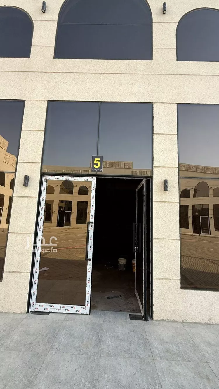 محل للإيجار في شارع طريق الأمير سعود بن نايف بن عبد العزيز, حي الحطيم, مدينة مكة المكرمة, منطقة مكة المكرمة صورة 2