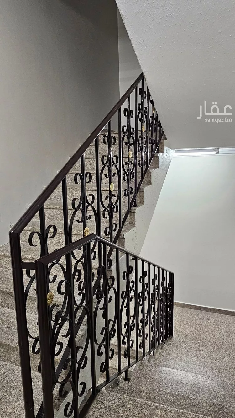 عمارة للبيع في شارع الميناء, حي الدار البيضاء, مدينة الرياض, منطقة الرياض صورة 3