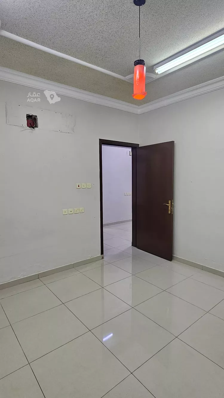 شقة للإيجار في شارع العزيزية الفرعي, حي الدار البيضاء, مدينة الرياض, منطقة الرياض 8