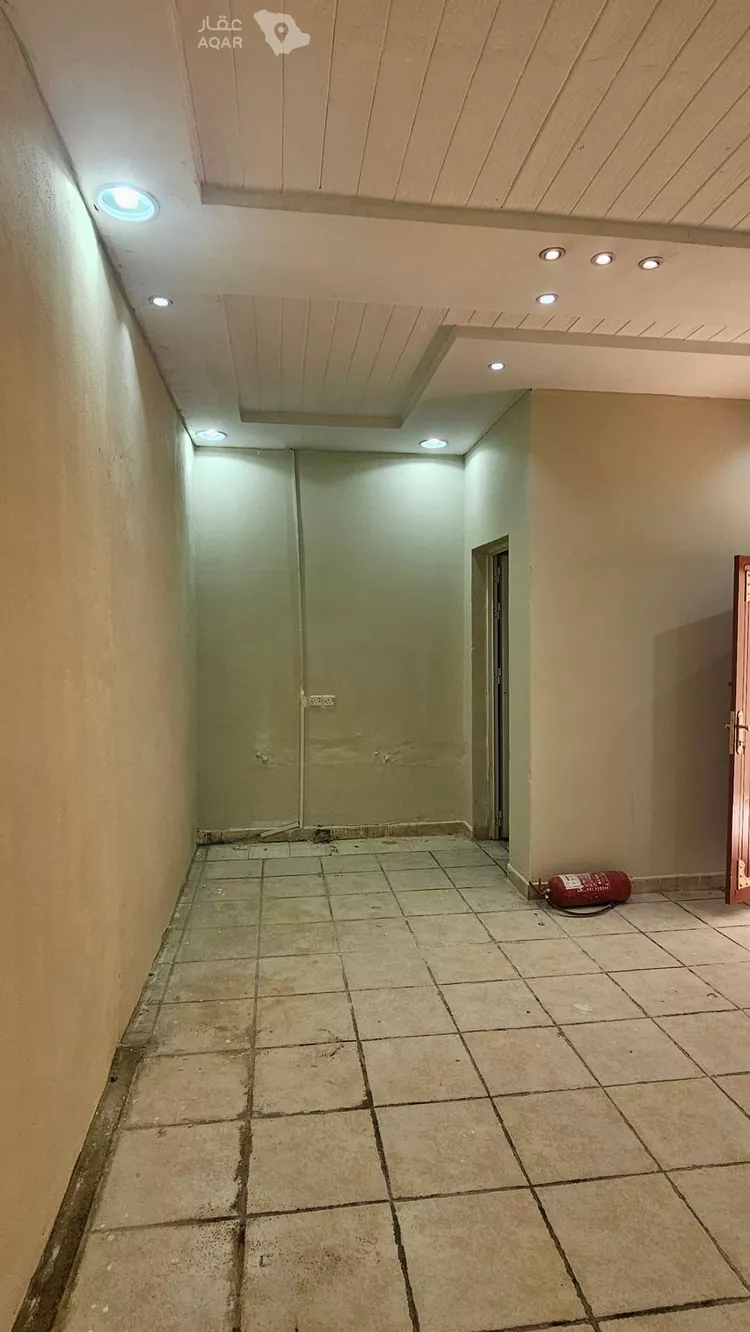 استوديو للإيجار في شارع العزيزية الفرعي ، حي الدار البيضاء ، الرياض ، منطقة الرياض صورة 5