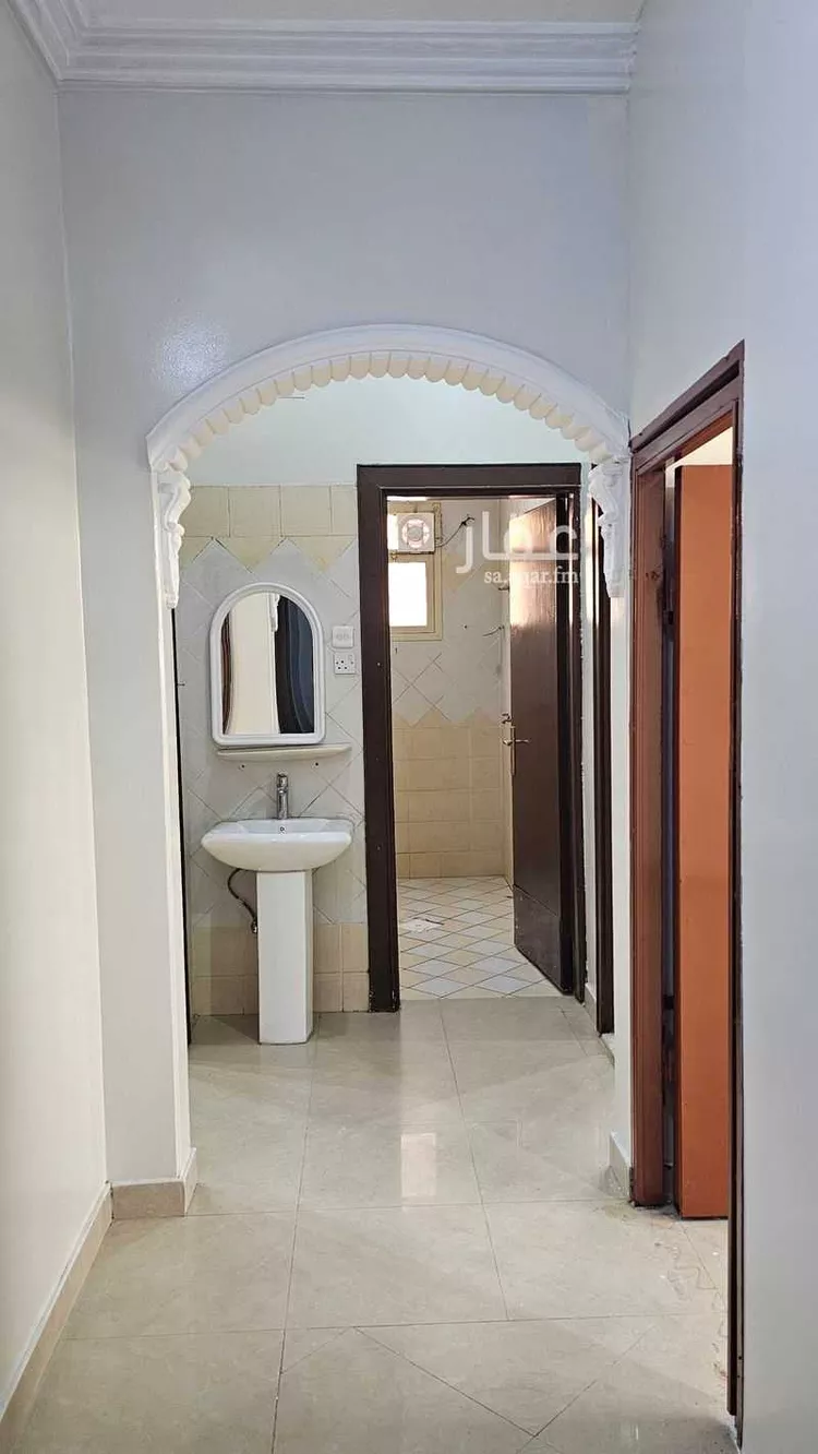 شقة للإيجار في شارع العزيزية الفرعي, حي العزيزية, مدينة الرياض, منطقة الرياض 9