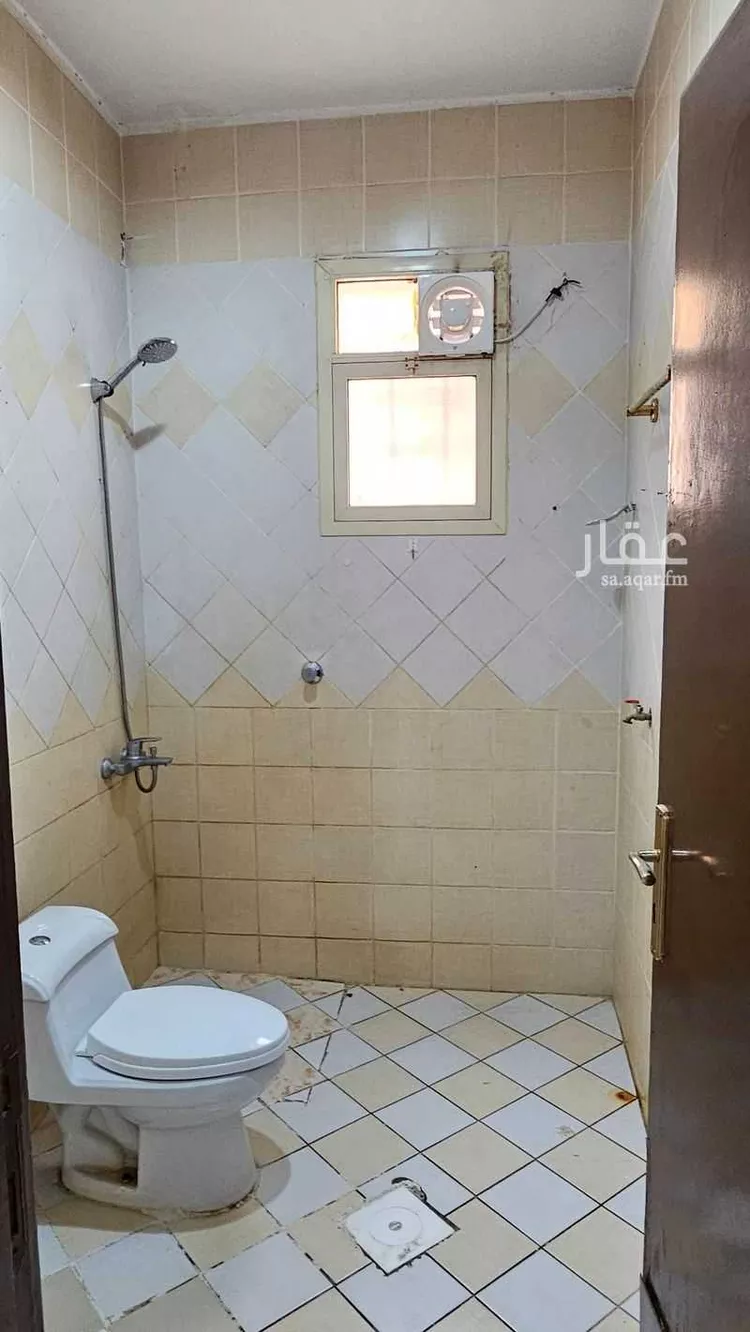 شقة للإيجار في شارع العزيزية الفرعي, حي العزيزية, مدينة الرياض, منطقة الرياض 8
