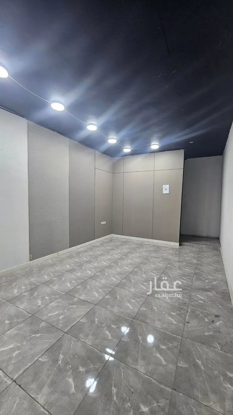 محل للإيجار في شارع الامام مسلم, حي بدر, مدينة الرياض, منطقة الرياض صورة 3