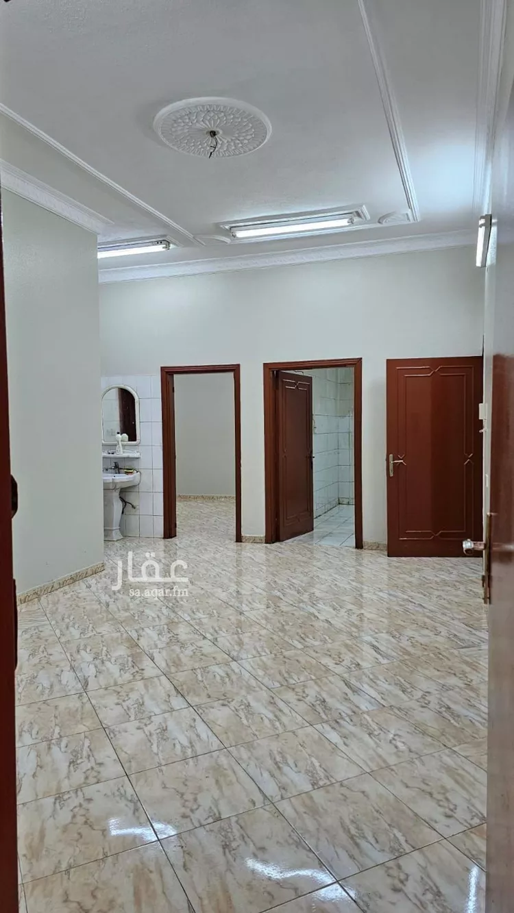شقة للإيجار في شارع مسلم الفرعى, حي بدر, مدينة الرياض, منطقة الرياض