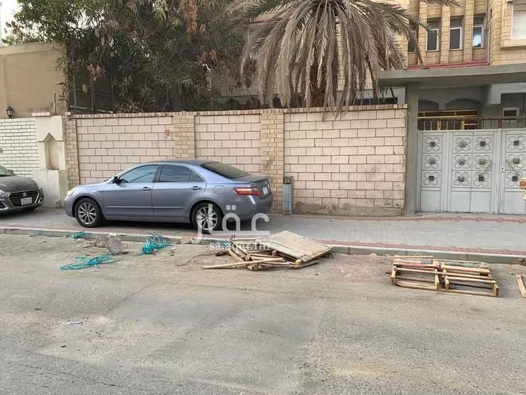 فيلا للبيع في شارع عبدالرحمن ابن العباس, حي البوادي, مدينة جدة, منطقة مكة المكرمة صورة 3
