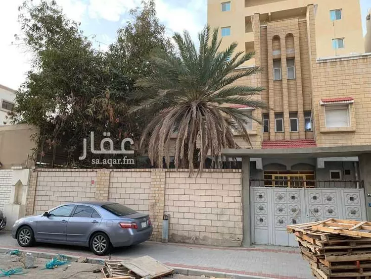 فيلا للبيع في شارع عبدالرحمن ابن العباس, حي البوادي, مدينة جدة, منطقة مكة المكرمة صورة 2
