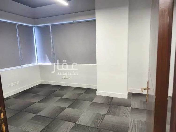 Commercial Office for Rent in Jeddah Al Faisaliah صورة 3