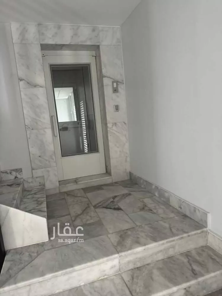 فيلا للبيع في شارع مسعود الحبشى, حي الربيع, مدينة الرياض, منطقة الرياض صورة 3