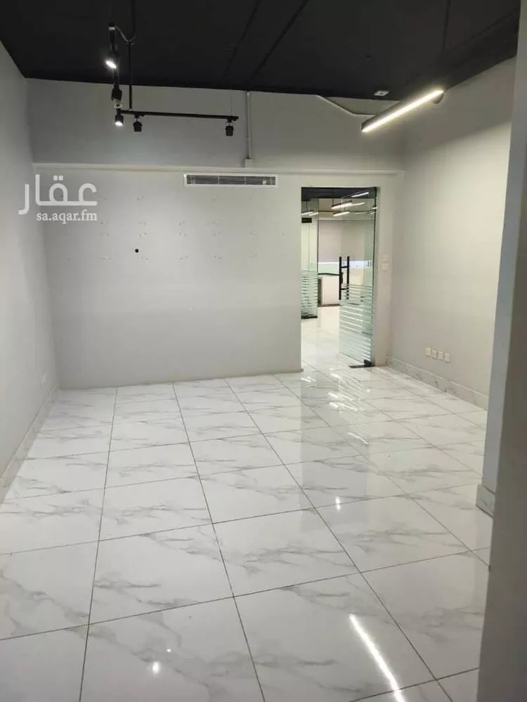 Commercial Office for Rent in Jeddah Al Faisaliah صورة 4