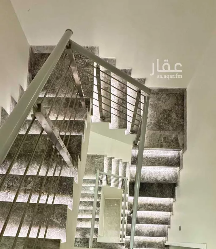 فيلا للبيع في شارع أبي حجر الأعلى, حي المونسية, مدينة الرياض, منطقة الرياض 8