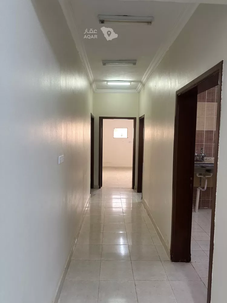 شقة للإيجار في شارع عائشة بنت ابي بكر, حي الناصرية, مدينة سكاكا, منطقة الجوف