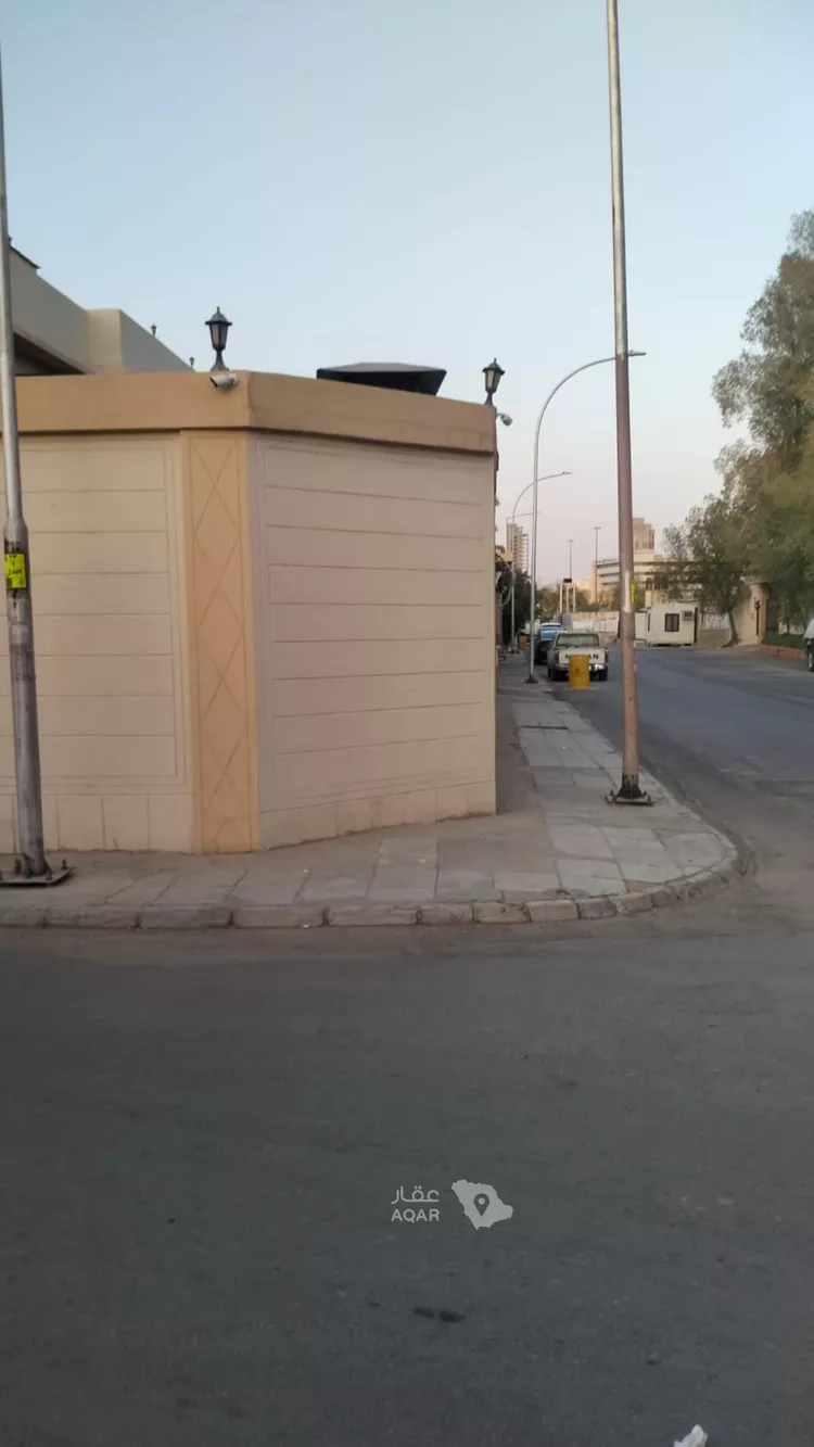 فيلا للبيع في شارع المشرق, حي النموذجية, مدينة الرياض, منطقة الرياض صورة 2