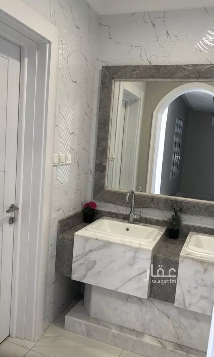 فيلا للإيجار في شارع ابن الربيع الشيباني, حي العروبة, مدينة الدمام, المنطقة الشرقية صورة 2