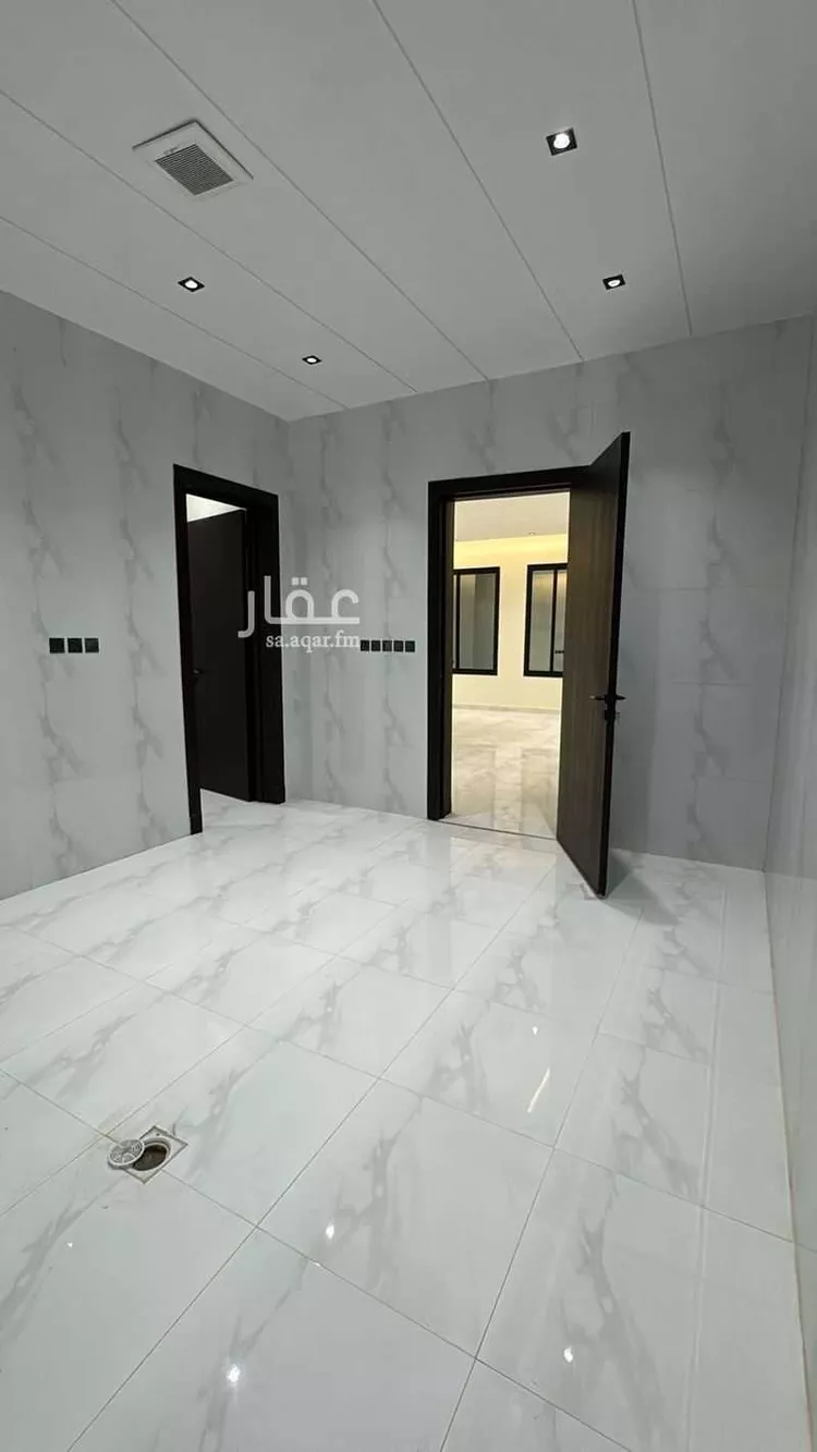 دور للبيع في شارع أبي عبدالله الزهري, حي طويق, مدينة الرياض, منطقة الرياض صورة 4