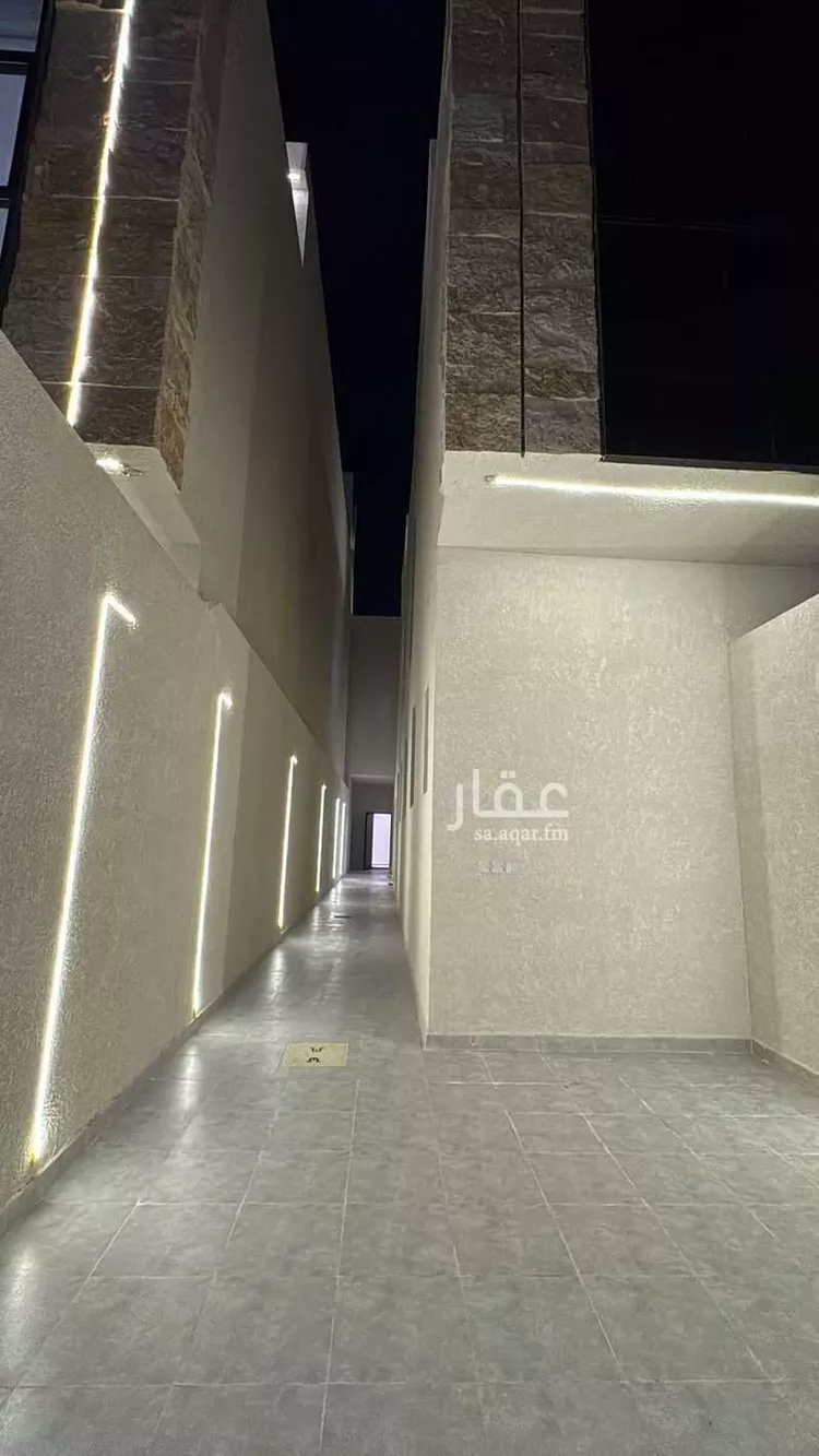 فيلا للبيع في شارع محمد عمر توفيق, حي العوالي, مدينة الرياض, منطقة الرياض صورة 3