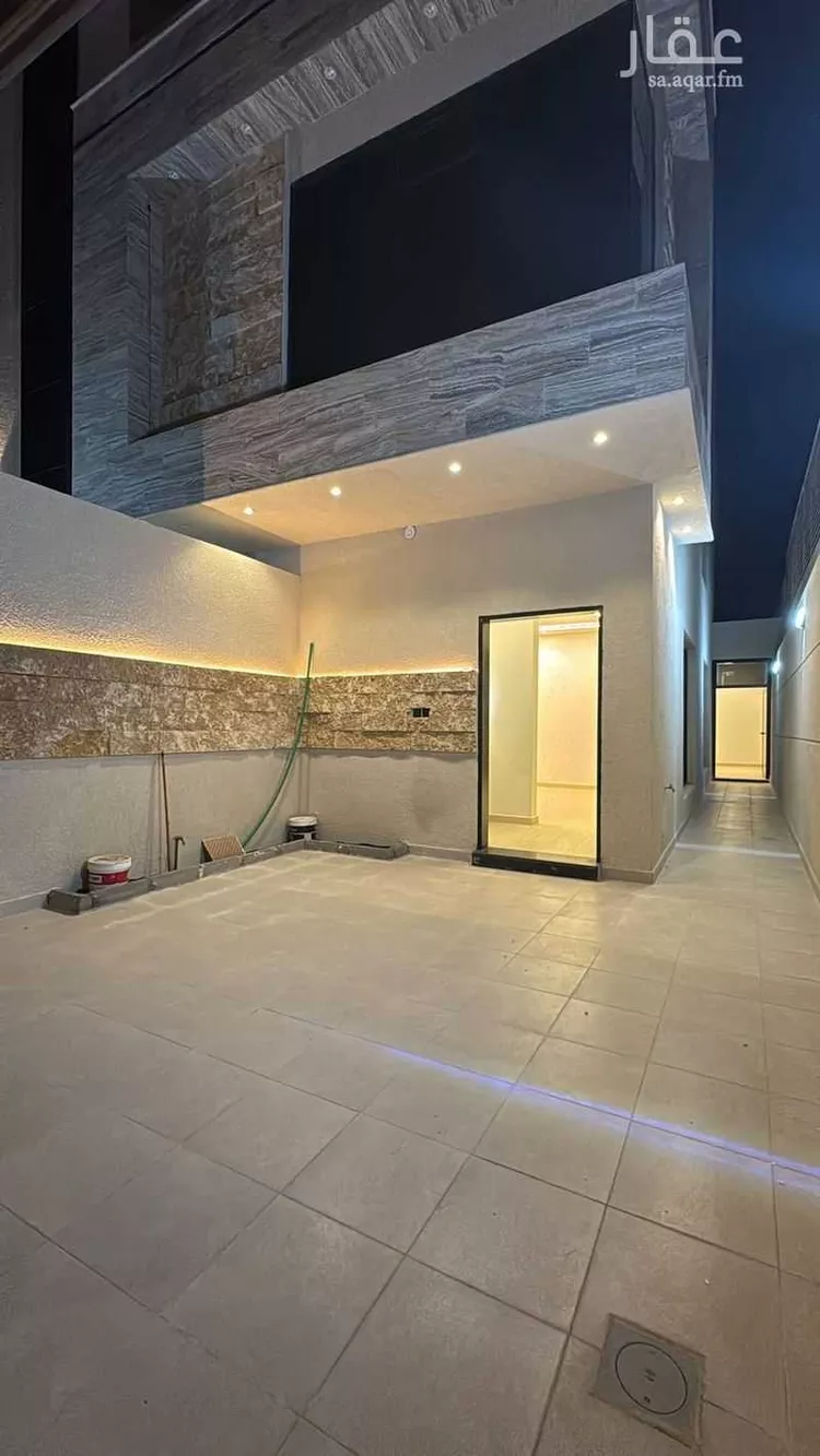 دور للبيع في شارع نجم الدين الأيوبي, حي العوالي, مدينة الرياض, منطقة الرياض صورة 4