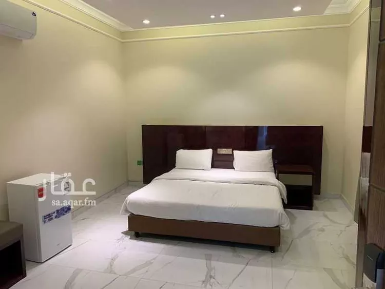 عمارة للبيع في شارع ابراهيم بن الريس, حي الرجاء, مدينة الخبر, المنطقة الشرقية صورة 2