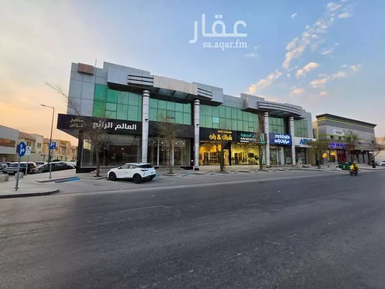 محل للإيجار في شارع سعود بن عبدالعزيز بن محمد الفرعي, حي المصيف, مدينة الرياض, منطقة الرياض