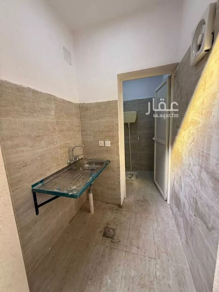 مستودع للإيجار في شارع جاكرتا, حي السعادة, مدينة الرياض, منطقة الرياض 7