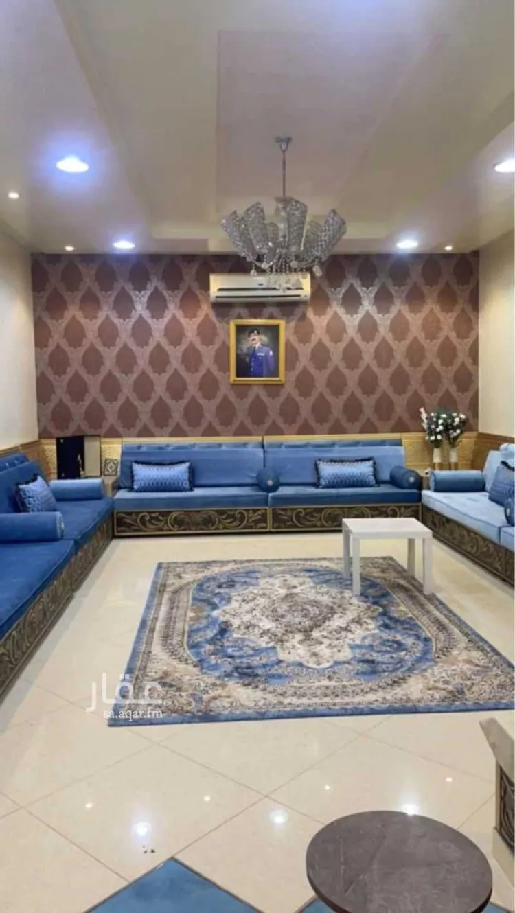 فيلا للبيع في شارع أبي الغنائم النيلي, حي ظهرة لبن, مدينة الرياض, منطقة الرياض صورة 4