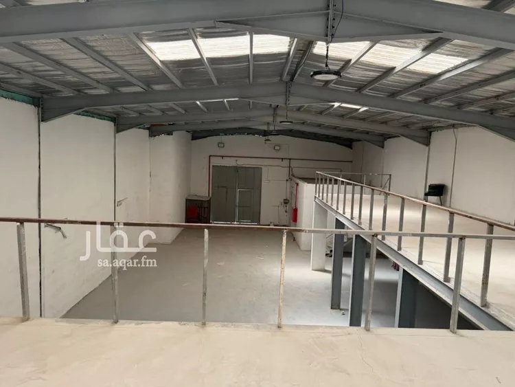 مستودع للإيجار في شارع وثيلان, حي السلي, مدينة الرياض, منطقة الرياض