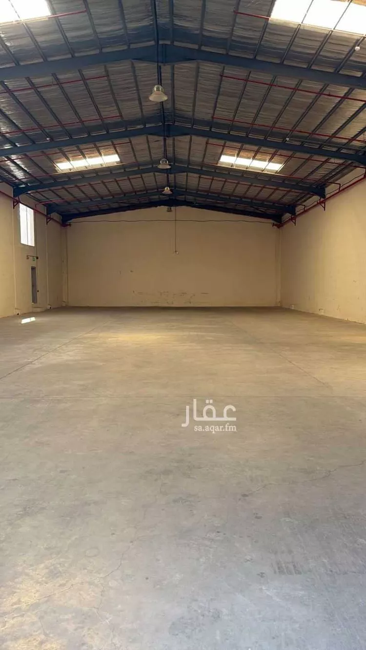 مستودع للإيجار في شارع محمد بن المهتدي, حي السلي, مدينة الرياض, منطقة الرياض