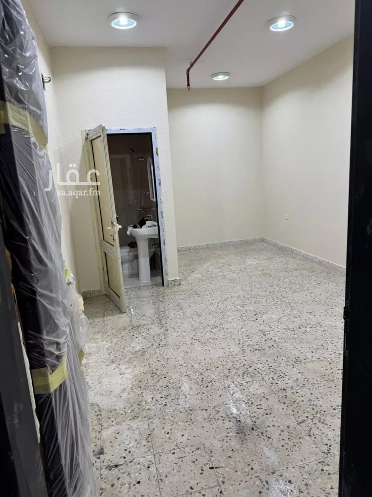 Building for Rent in Riyadh Al Masani