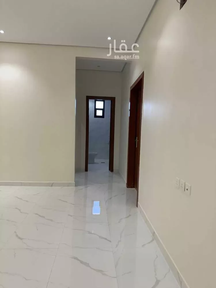 فيلا للبيع في شارع رقم 170, حي ظهرة لبن, مدينة الرياض, منطقة الرياض صورة 2