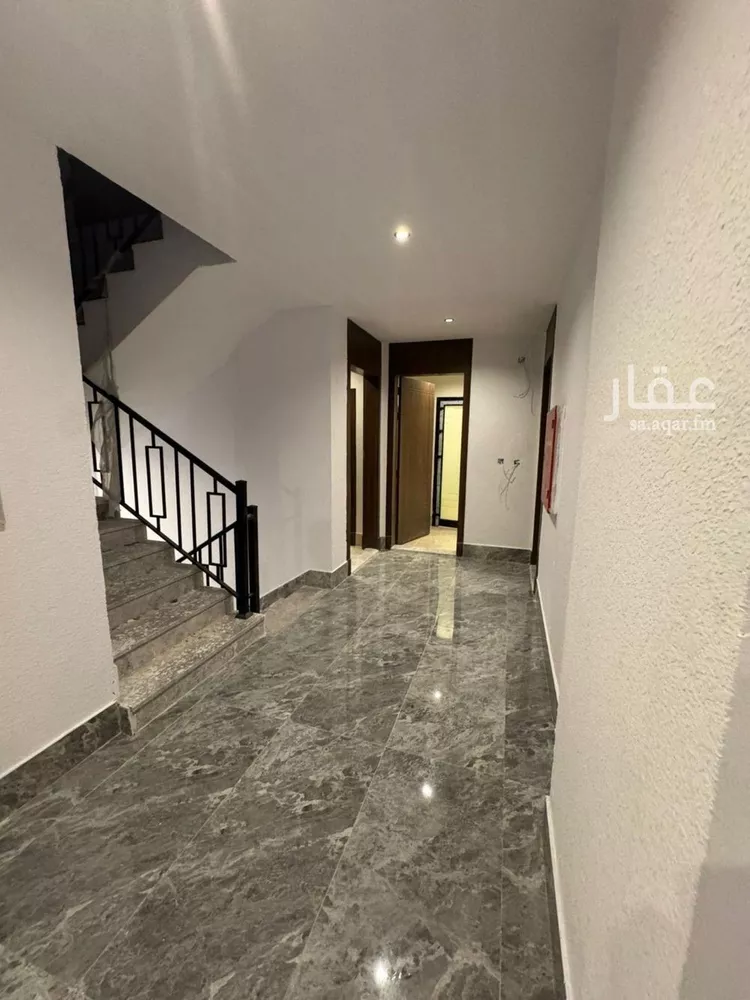 شقة للبيع في شارع العوالي, حي الشعلة, مدينة الدمام, المنطقة الشرقية